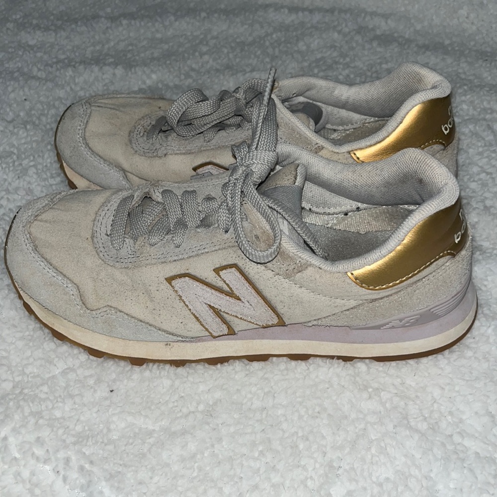 New Balance Tennis Shoes